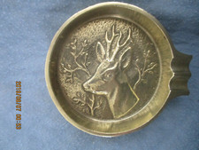 Alter Aschenbecher mit